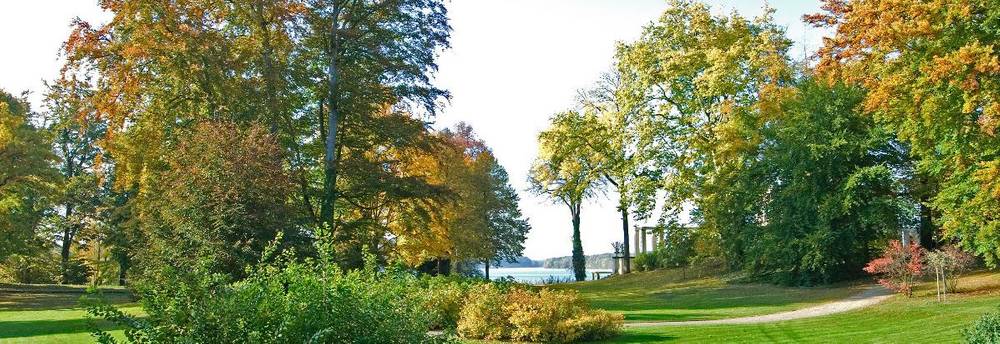 Ausstellung "Der Blick in die Gärten des Welterbes" – Fotografien von Hillert Ibbeken: Park Glienicke