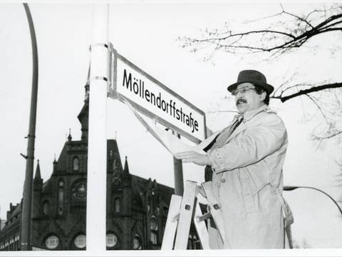 Die Möllendorffstraße erhält ihren Namen zurück, 1992