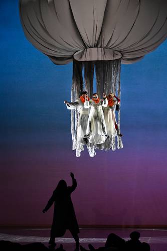 Nixon in China – Szenenimpression aus NIXON IN CHINA in der Inszenierung von Hauen und Stechen