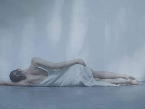 Isabel Cruz, Dear Papa (2024), Choreografie und Interpretation