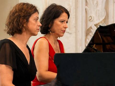 Maria-Magdalena Pitu-Jokisch und Beatrice Wehner-Schaller (Klavier)