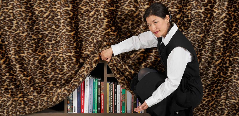 Mirae kh Rhee, The Artist and Her Books, 2022