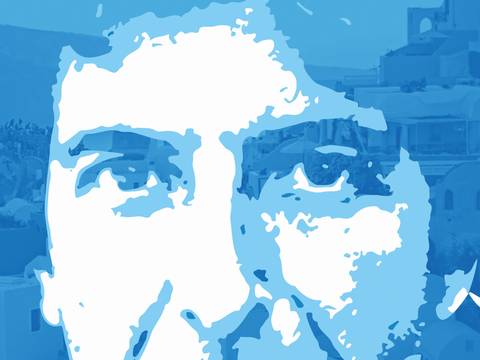  – Leonard Cohen Porträt in Blau und Weiß, Gesichtsdetail im Vordergrund. Hintergrund in Blautönen, Gebäude und Landschaft.