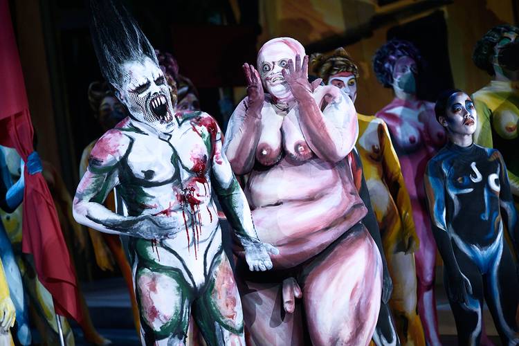 Antikrist – Jordan Shanahan als Hass, Flurina Stucki als Die große Hure