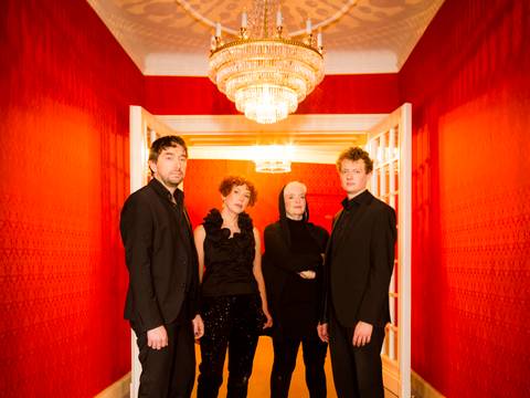 Lora Kostina Trio mit Pascal von Wroblewsky – Lora Kostina Trio mit Pascal von Wroblewsky