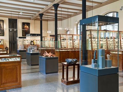 Mineraliensaal Museum für Naturkunde