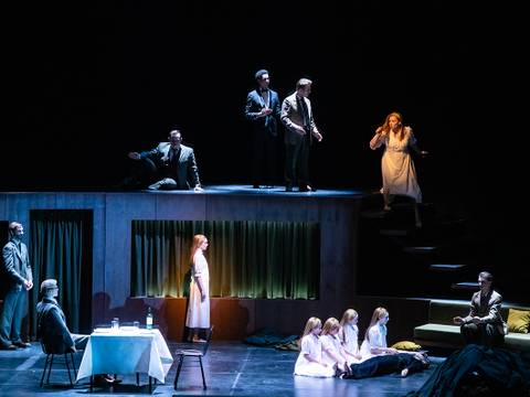 Salome – u. a. Jennifer Holloway als Salome