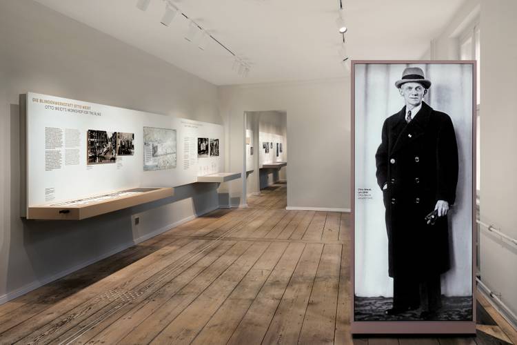 Blick in die Dauerausstellung – Eingangsbereich der Dauerausstellung