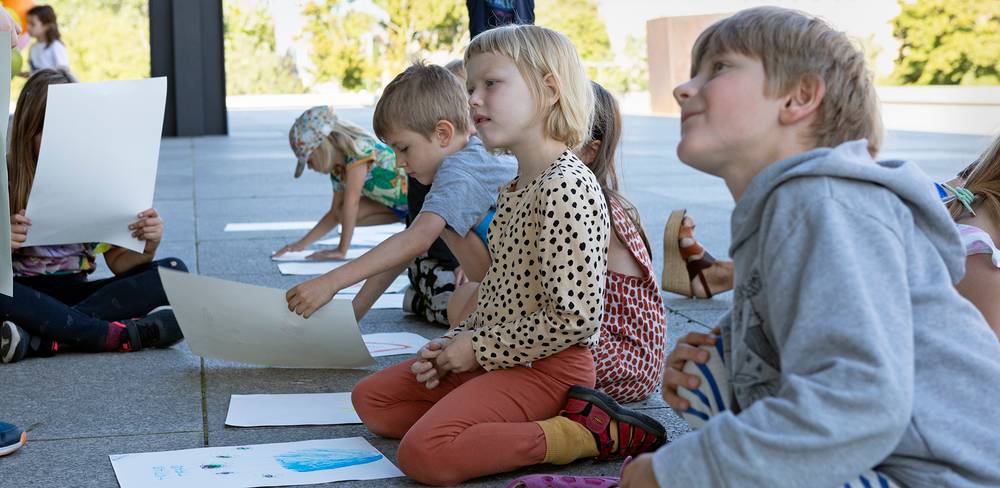 Familienworkshop in der Neuen Nationalgalerie